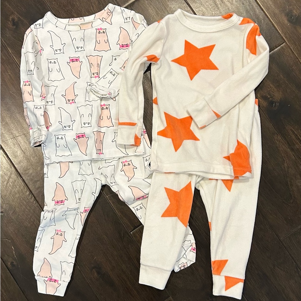 Set of PJ’s